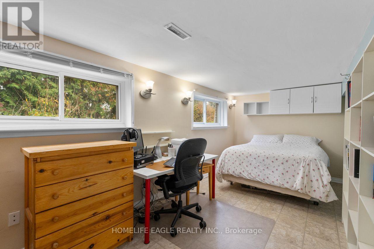 14 Lee Avenue, Bradford West Gwillimbury, Ontario  L3Z 1A9 - Photo 21 - N12731088