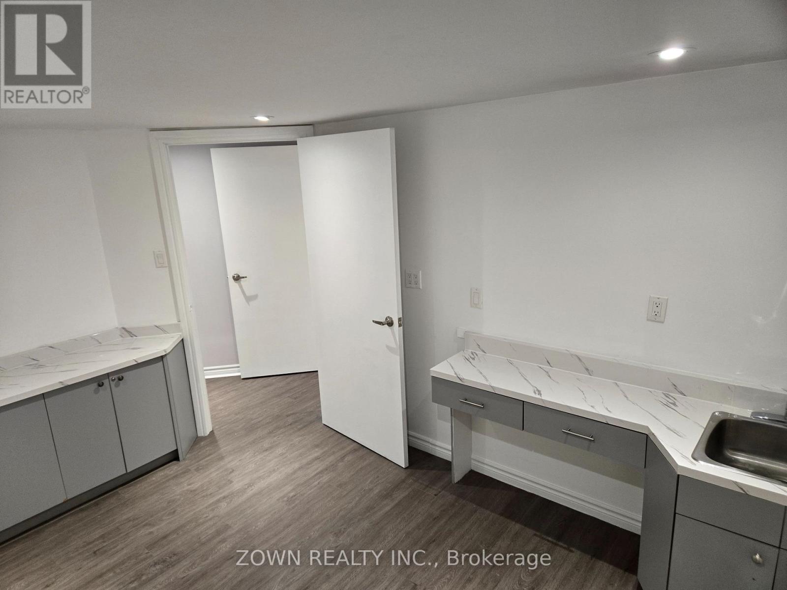 Basement - 10014 Yonge Street N, Richmond Hill, Ontario  L4C 1T8 - Photo 6 - N12731098