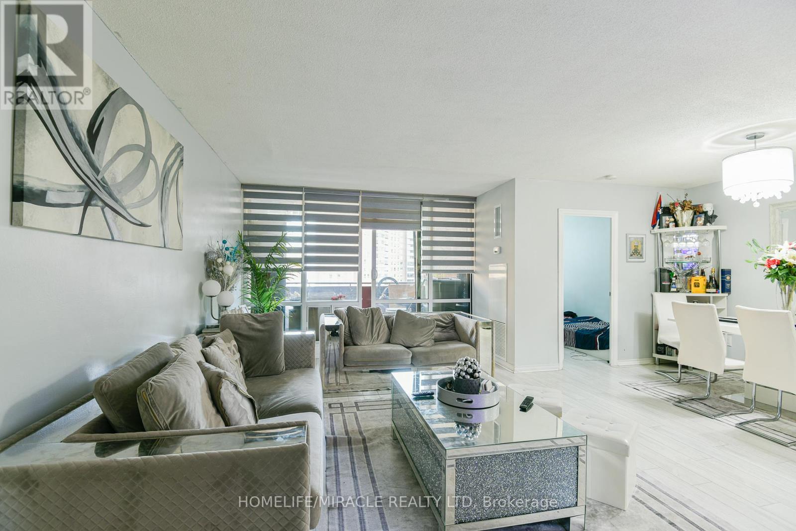 903 - 714 The West Mall Road, Toronto, Ontario  M9C 4X1 - Photo 3 - W12728562