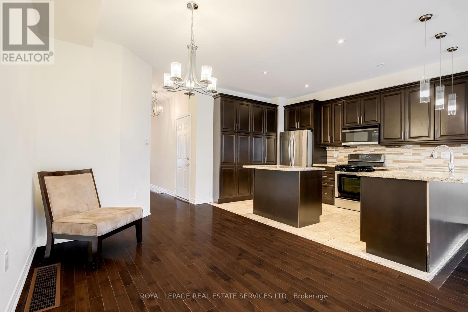 1259 Craigleith Road, Oakville, Ontario  L6H 0B6 - Photo 8 - W12731110