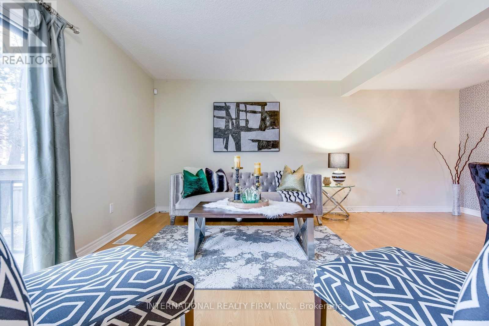 15 - 6855 Glen Erin Drive, Mississauga, Ontario  L5N 1P6 - Photo 1 - W12731128