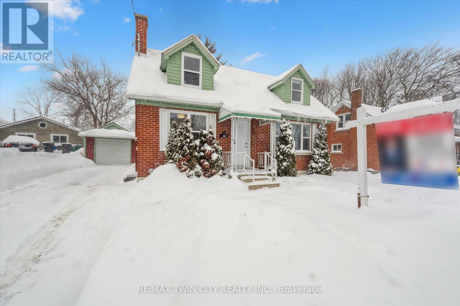 56 COLUMBIA STREET W, Waterloo, Ontario