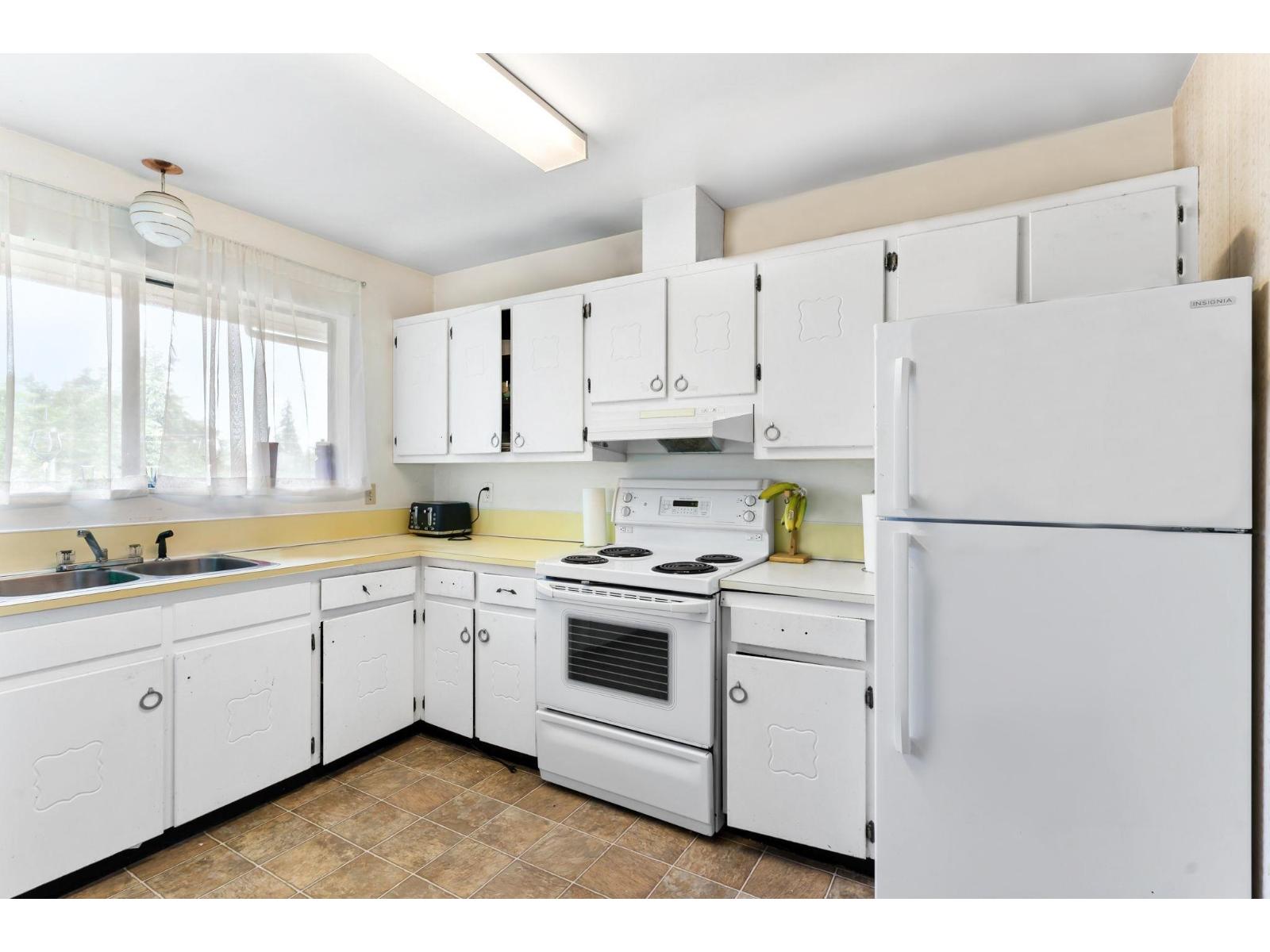 14635 59a Avenue, Surrey, British Columbia  V3S 1P9 - Photo 8 - R3081455