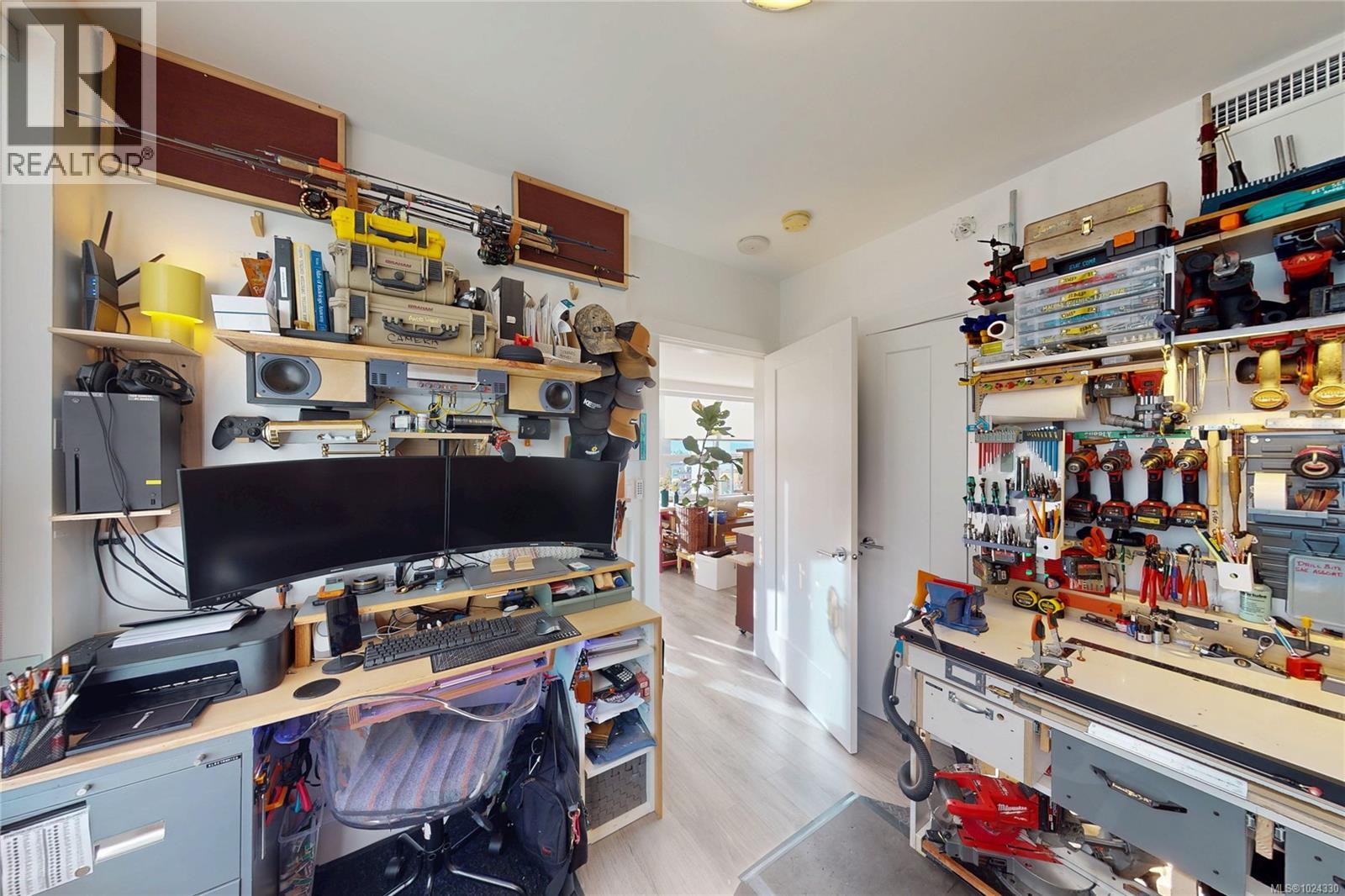 1108 777 Herald St, Victoria, British Columbia  V8T 0C7 - Photo 22 - 1024330