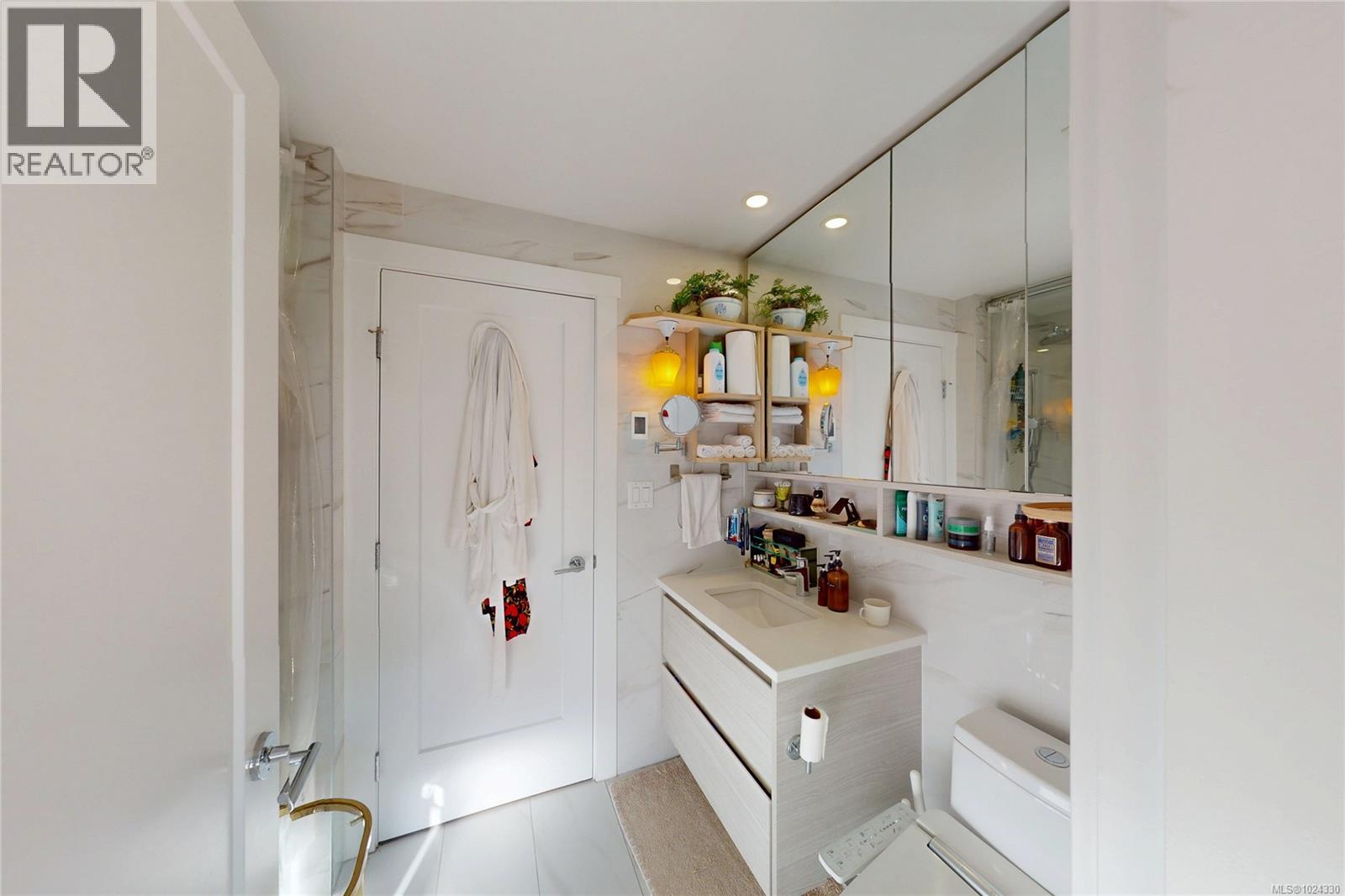 1108 777 Herald St, Victoria, British Columbia  V8T 0C7 - Photo 26 - 1024330