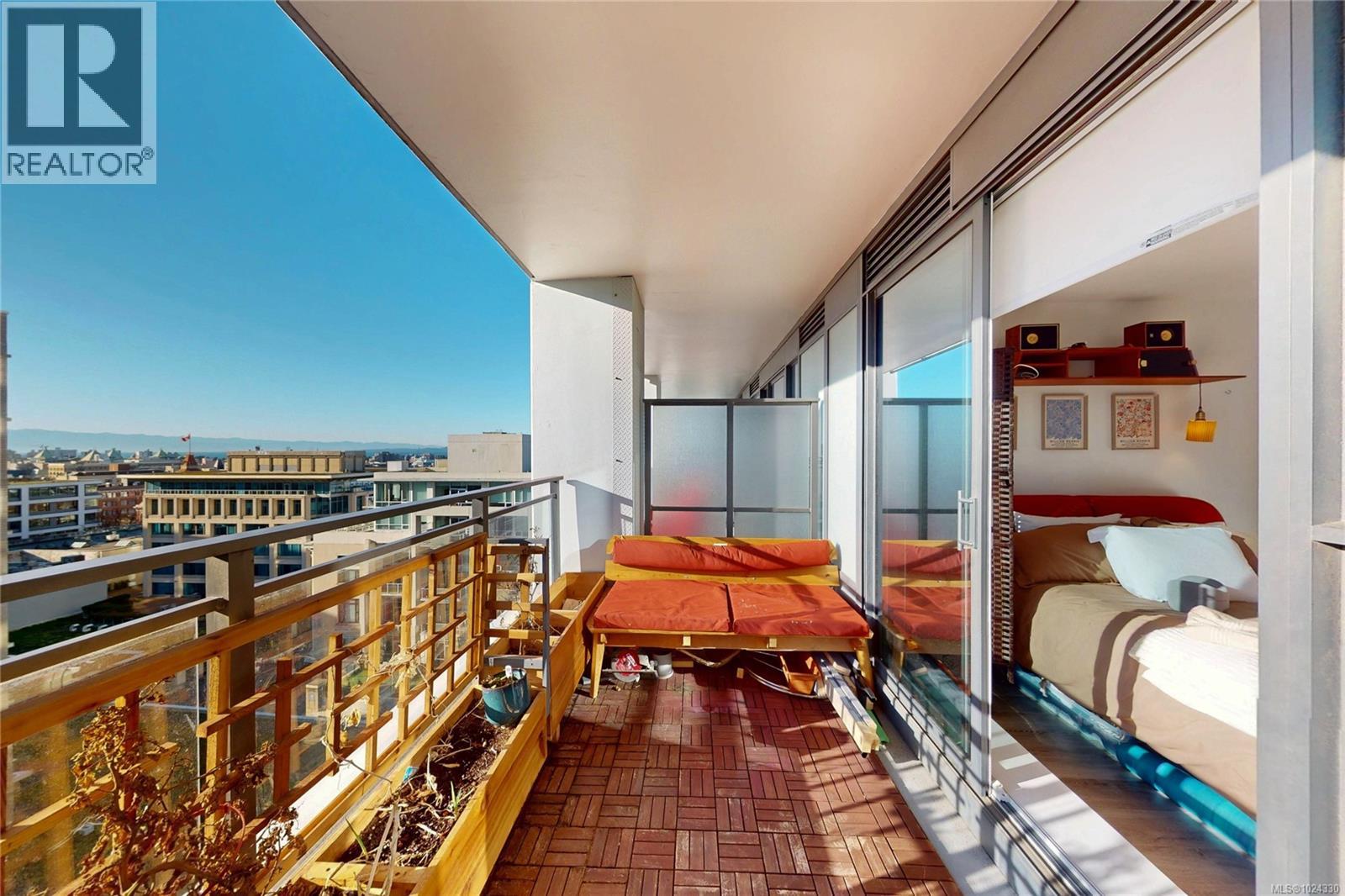 1108 777 Herald St, Victoria, British Columbia  V8T 0C7 - Photo 30 - 1024330