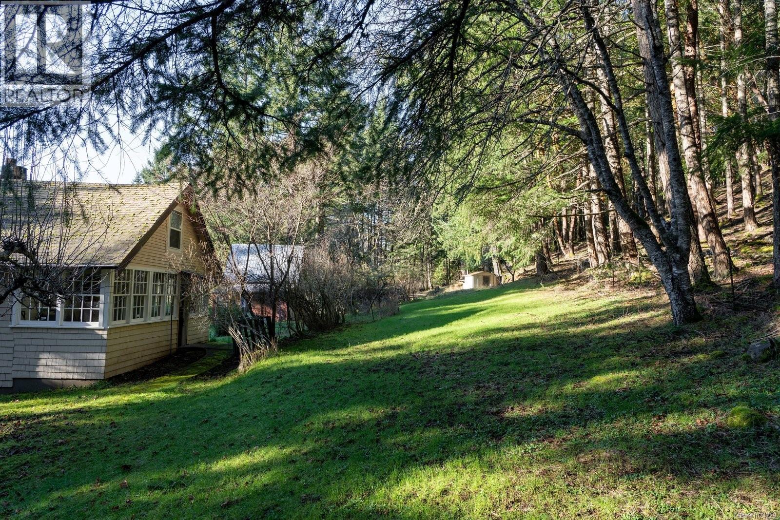 1183-1193 Hillgrove Rd, North Saanich, British Columbia  V8L 5R8 - Photo 31 - 1024229