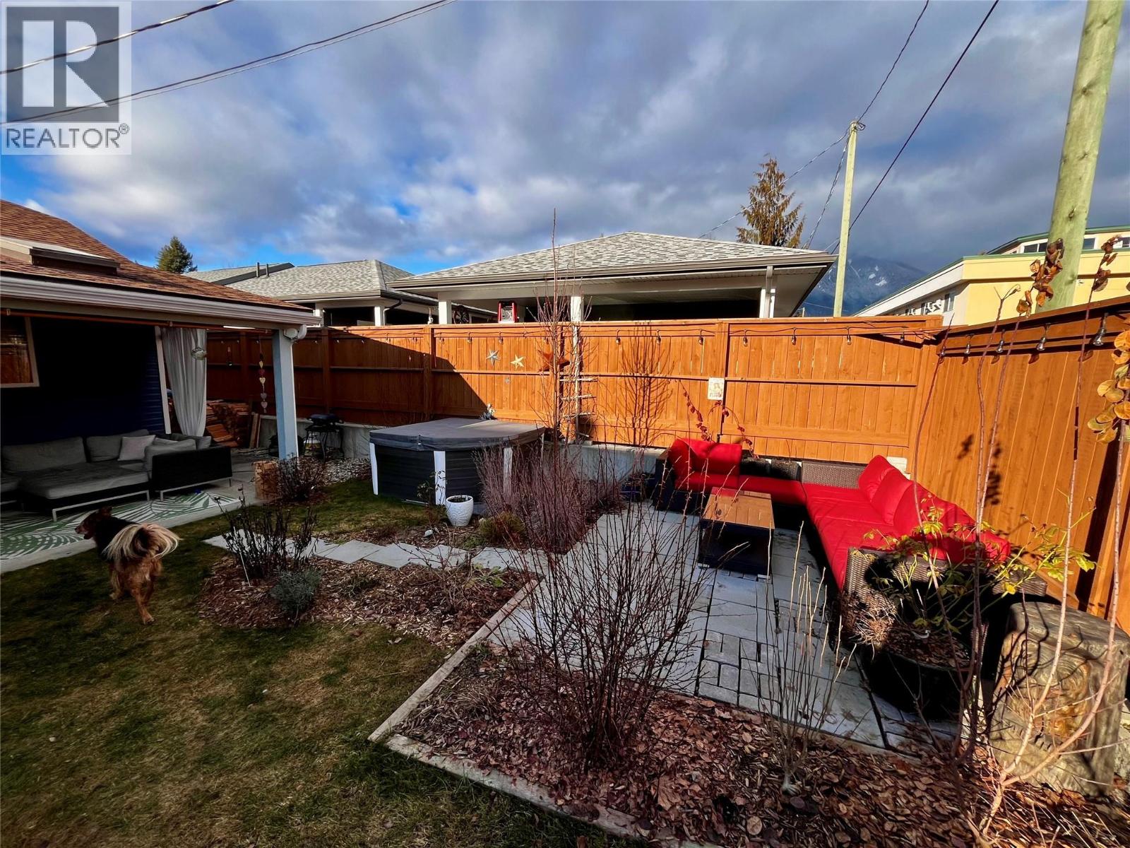 203 7th Avenue, Nakusp, British Columbia  V0G 1R0 - Photo 36 - 10373908