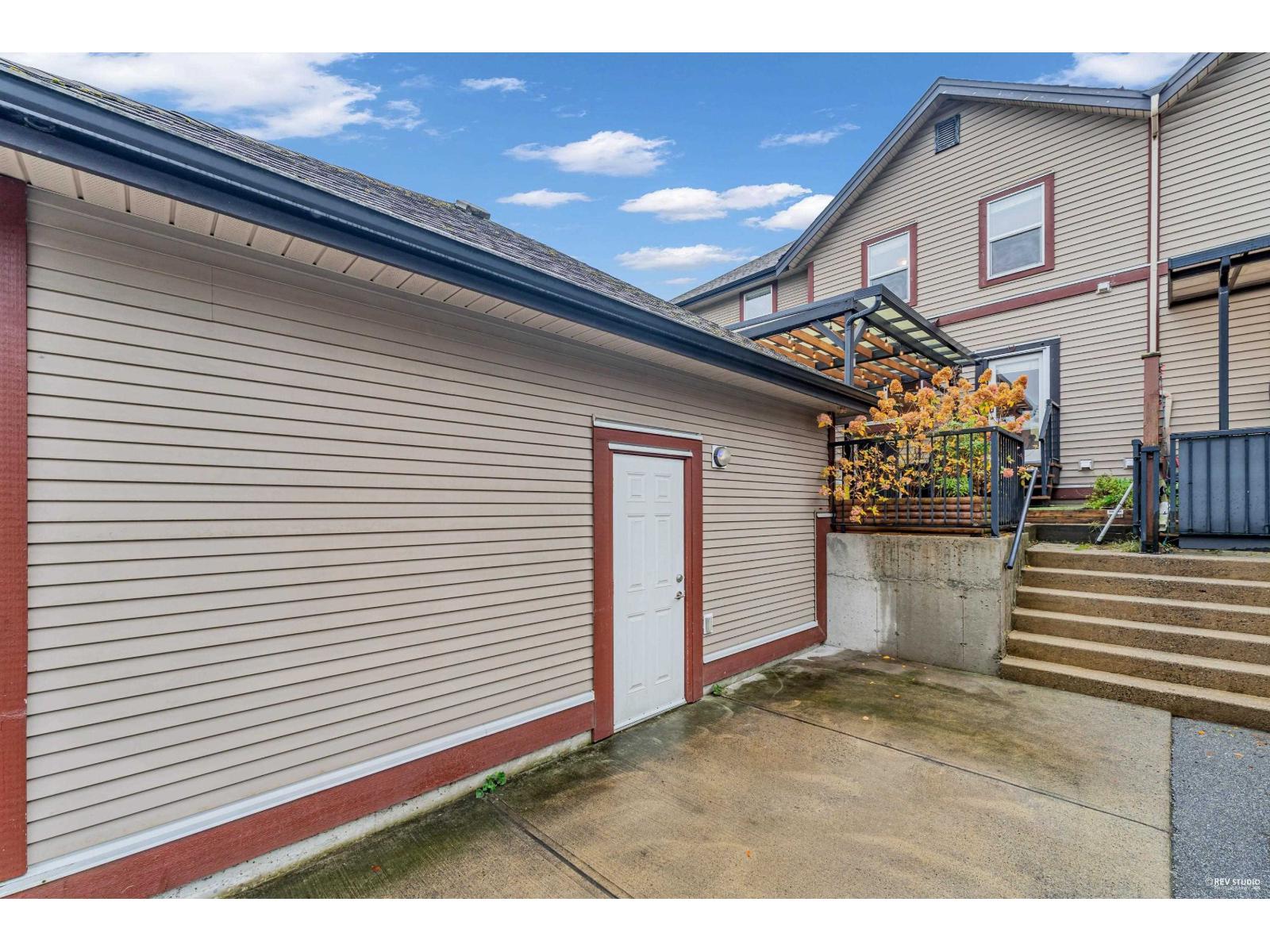 6956 208 Street, Langley, British Columbia  V2Y 0G1 - Photo 35 - R3083478