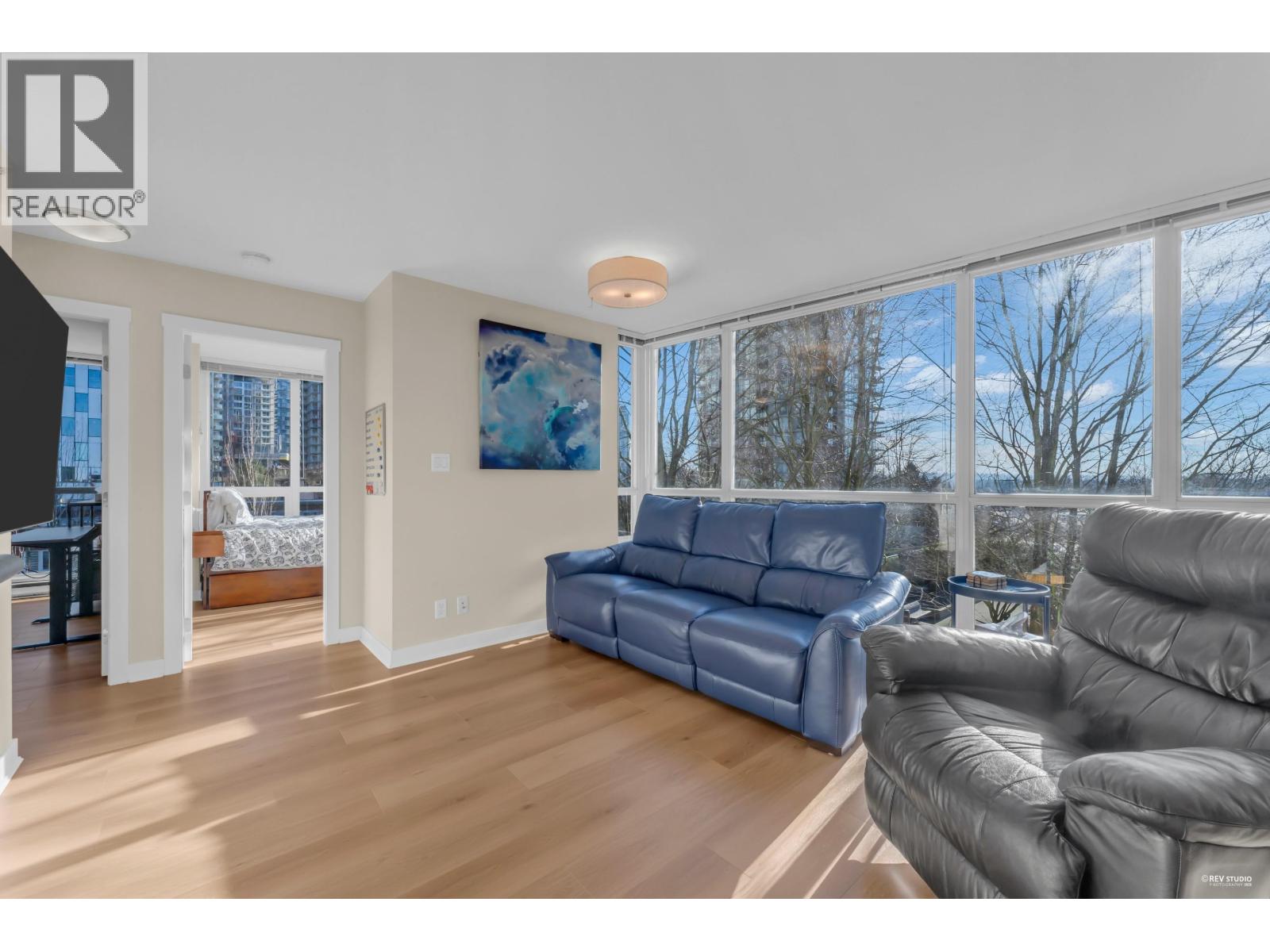 705 2978 Glen Drive, Coquitlam, British Columbia  V3B 0C3 - Photo 5 - R3083239