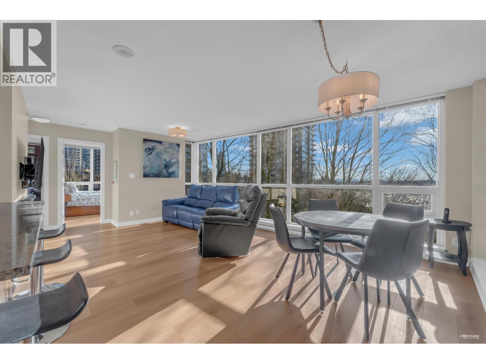 705 2978 Glen Drive, Coquitlam, British Columbia  V3B 0C3 - Photo 16 - R3083239