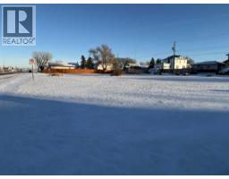 101 7 Avenue E, Bow Island, Alberta