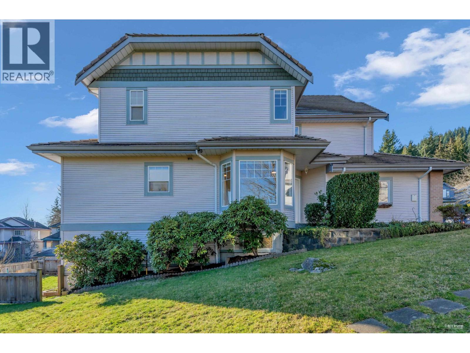 38 1751 Paddock Drive, Coquitlam, British Columbia  V3E 3M2 - Photo 39 - R3083392