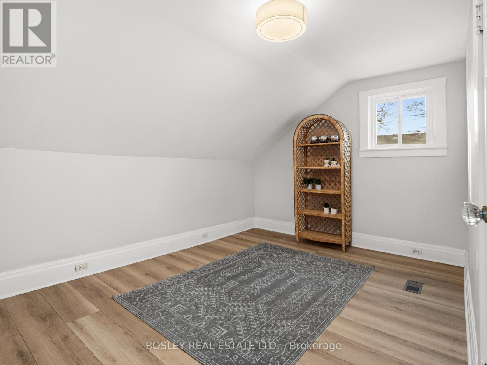 18 Michigan Avenue, St. Catharines, Ontario  L2N 4G8 - Photo 17 - X12731148