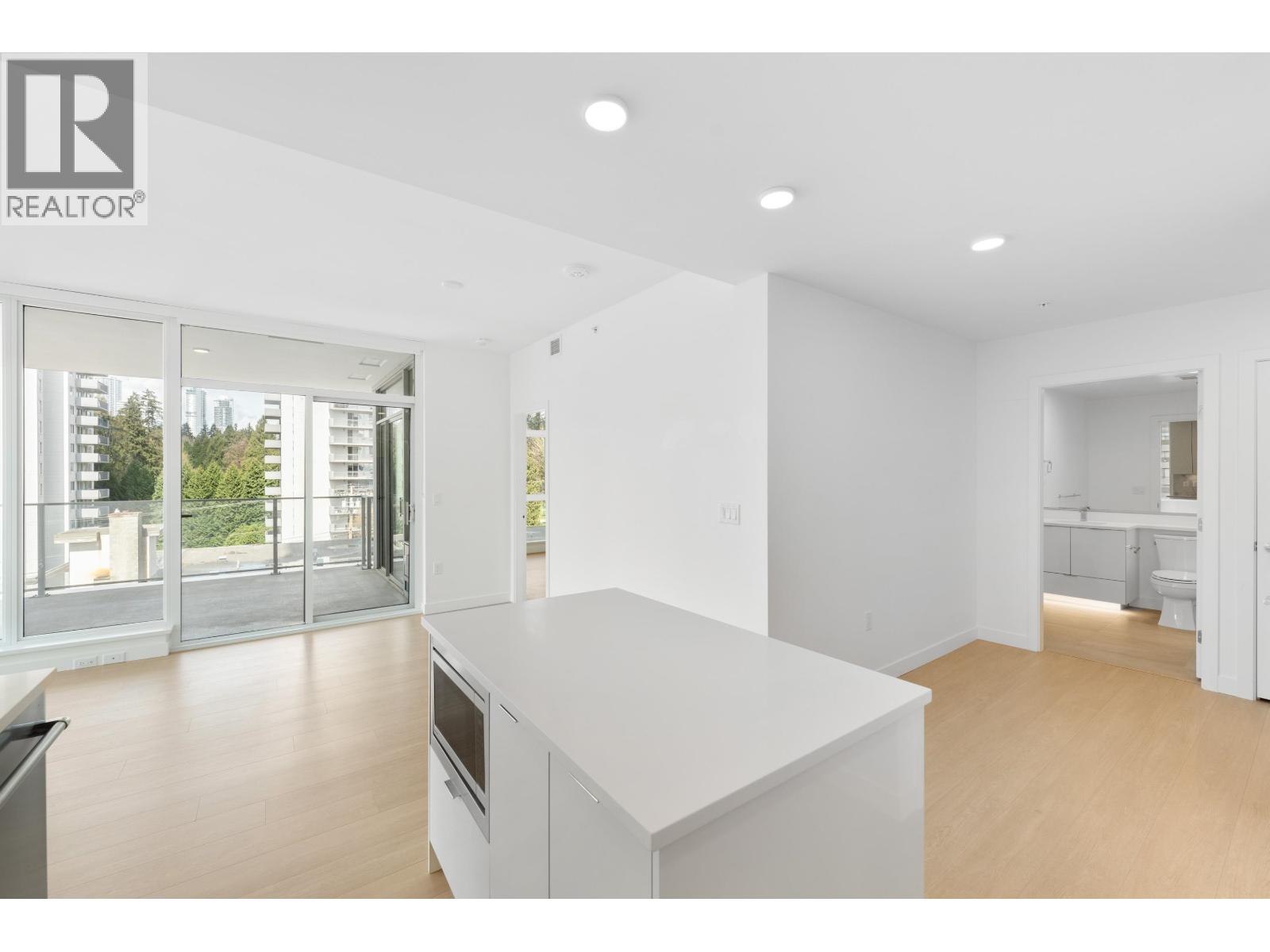 608 555 Sydney Avenue, Coquitlam, British Columbia  V3K 0G5 - Photo 27 - R3083422