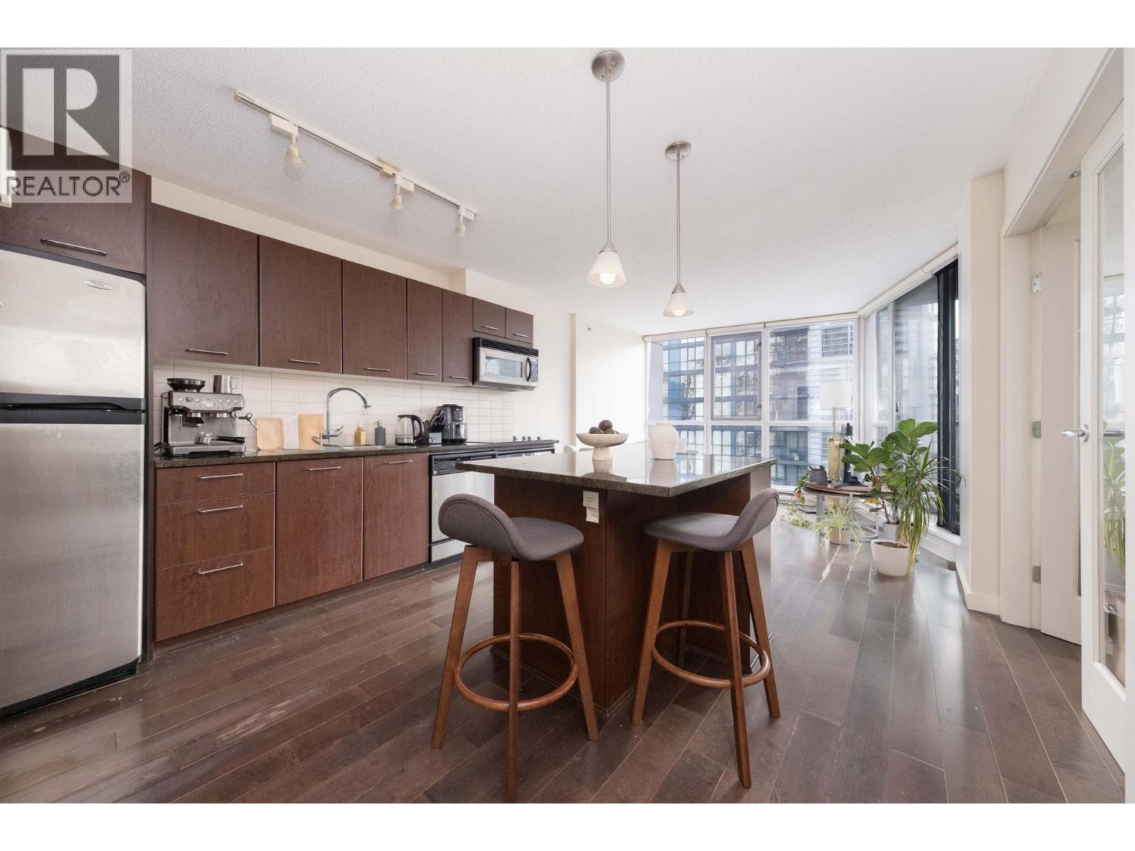 908 1155 Seymour Street, Vancouver, British Columbia  V6B 1K2 - Photo 3 - R3083444