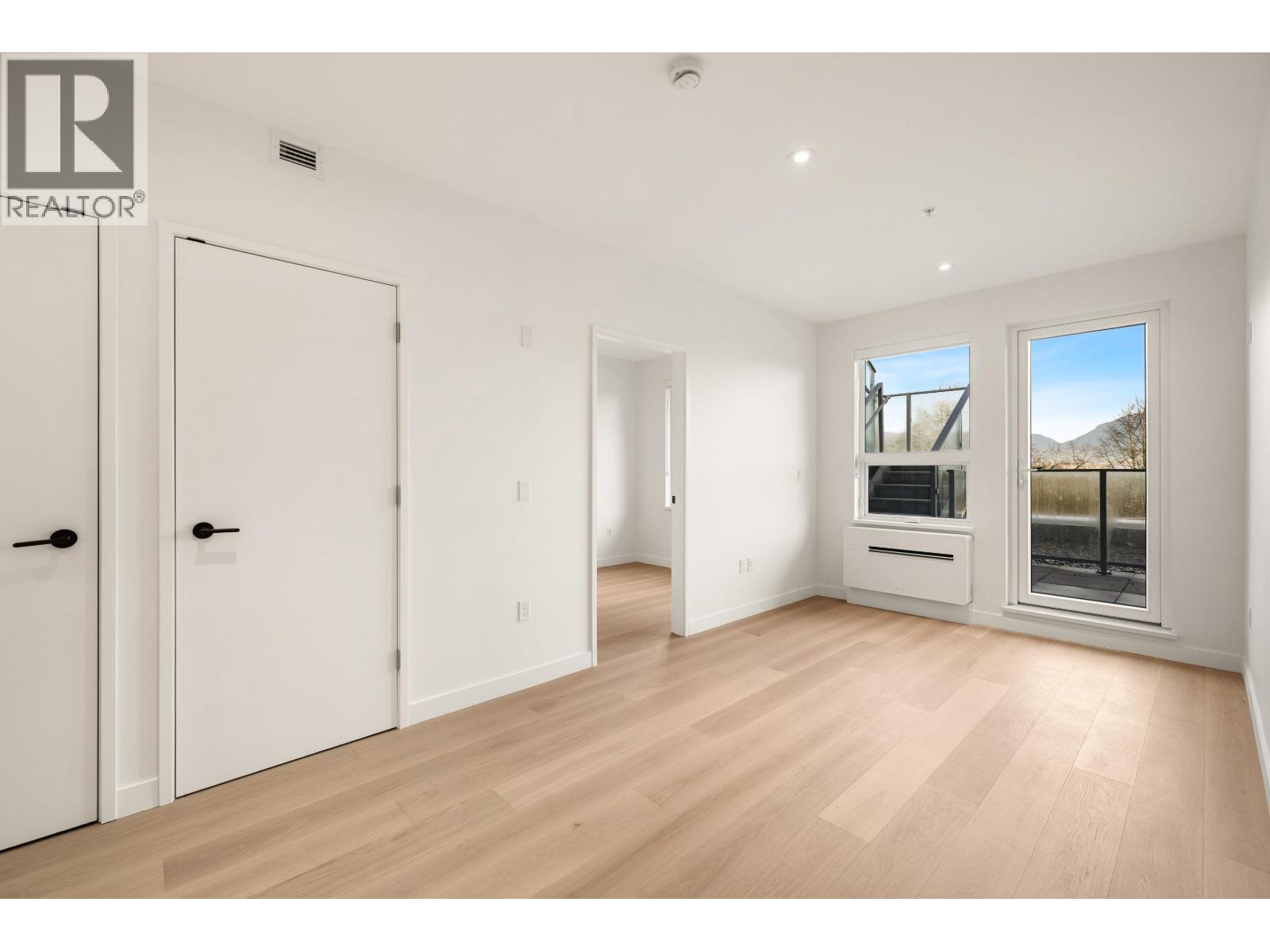 520 2471 St George Street, Vancouver, British Columbia  V5T 0L8 - Photo 10 - R3083453