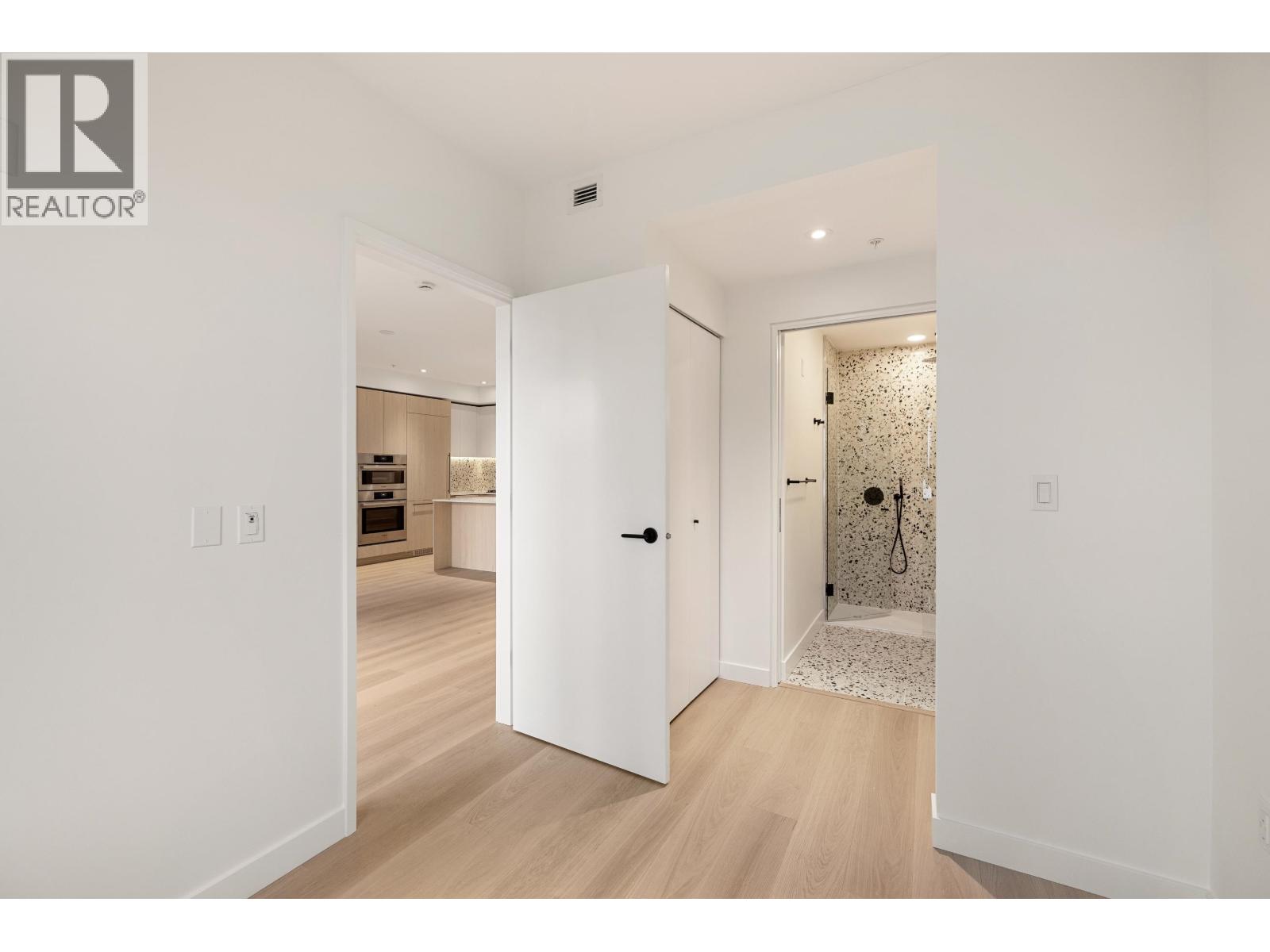 520 2471 St George Street, Vancouver, British Columbia  V5T 0L8 - Photo 15 - R3083453