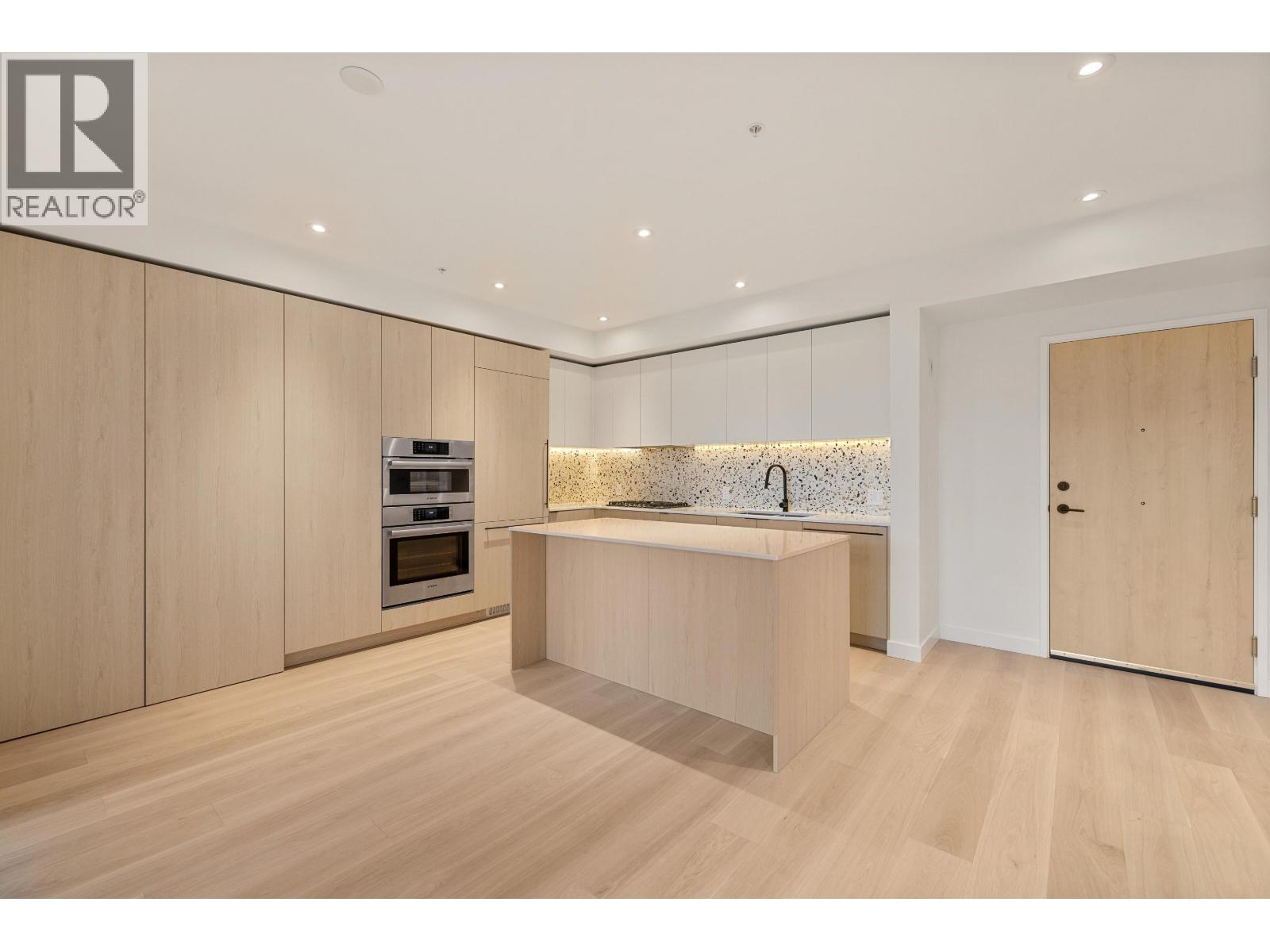 520 2471 St George Street, Vancouver, British Columbia  V5T 0L8 - Photo 4 - R3083453