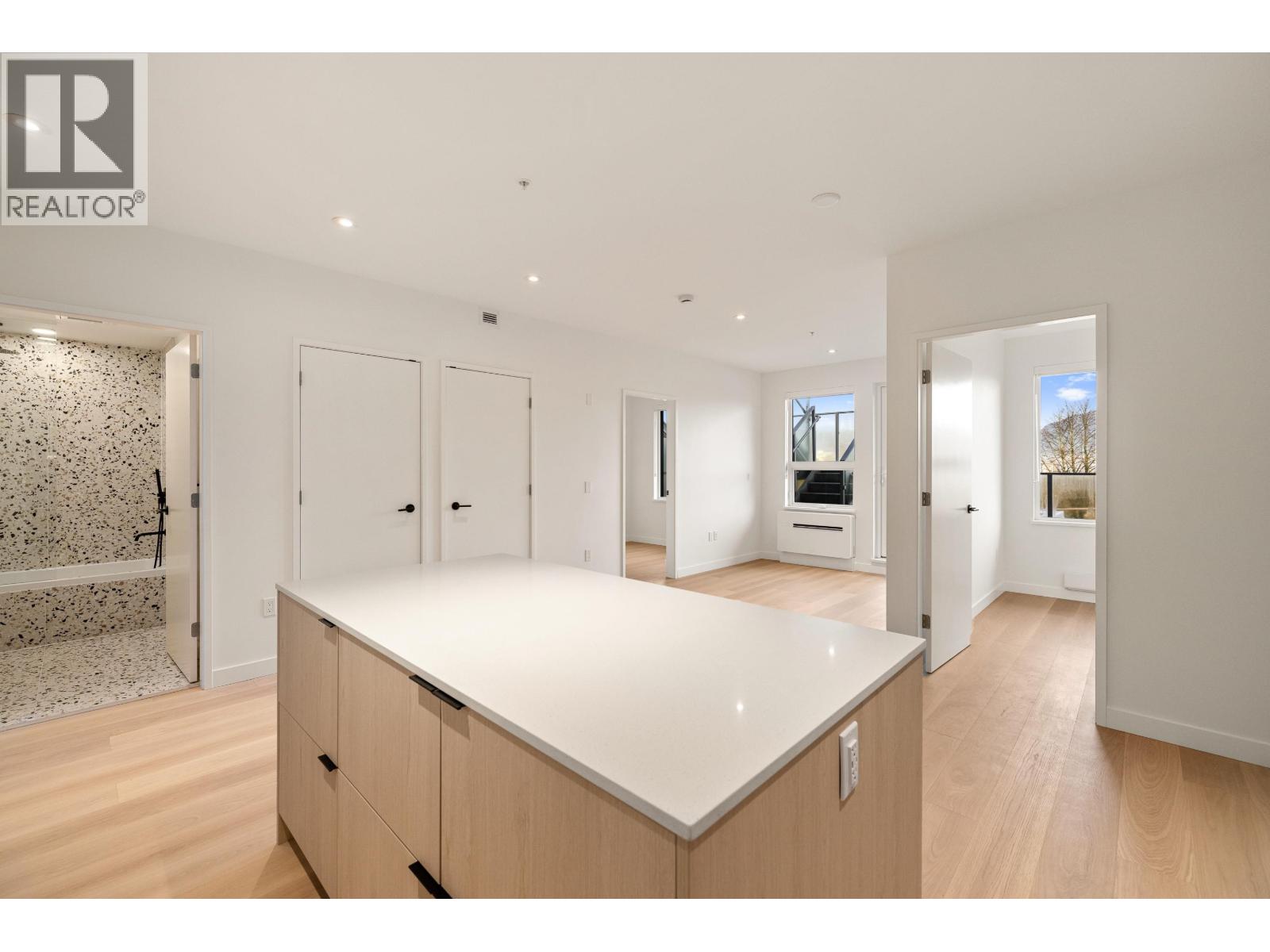 520 2471 St George Street, Vancouver, British Columbia  V5T 0L8 - Photo 7 - R3083453