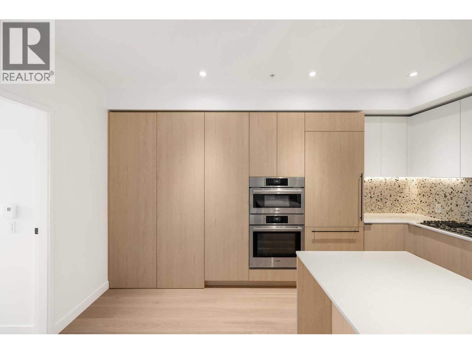 520 2471 St George Street, Vancouver, British Columbia  V5T 0L8 - Photo 8 - R3083453