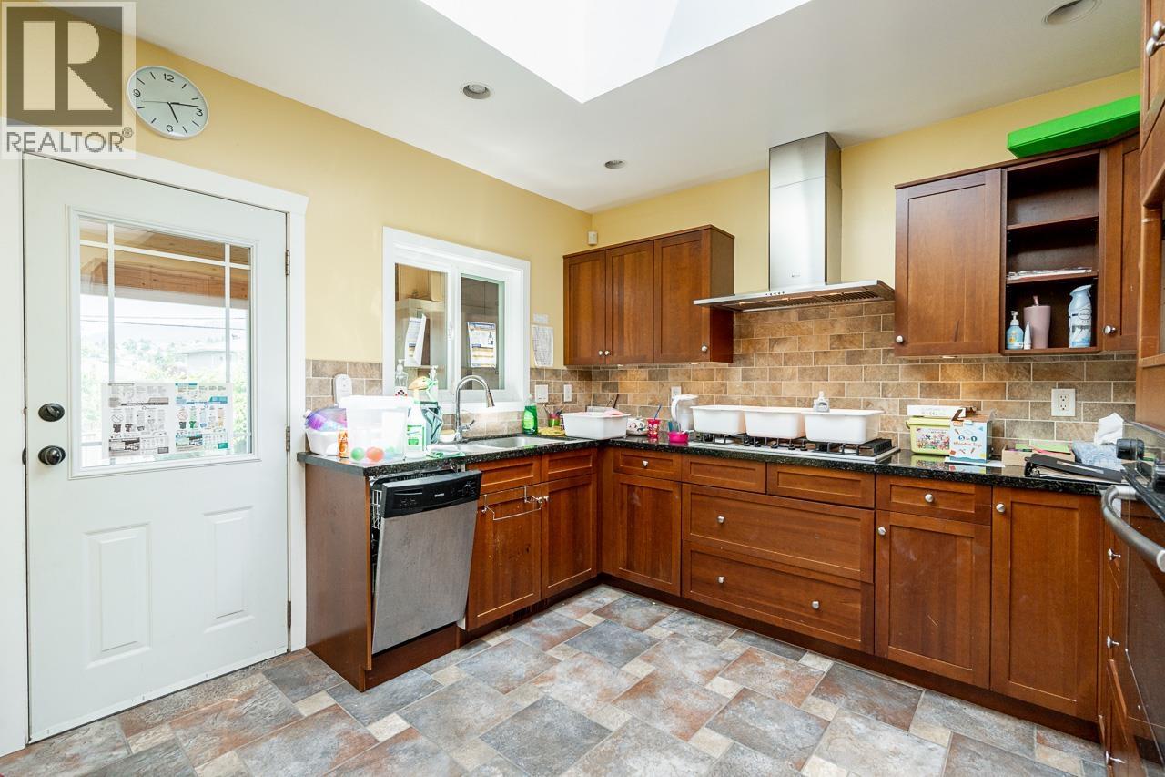 4871 Highlawn Drive, Burnaby, British Columbia  V5C 3T2 - Photo 10 - R3083443