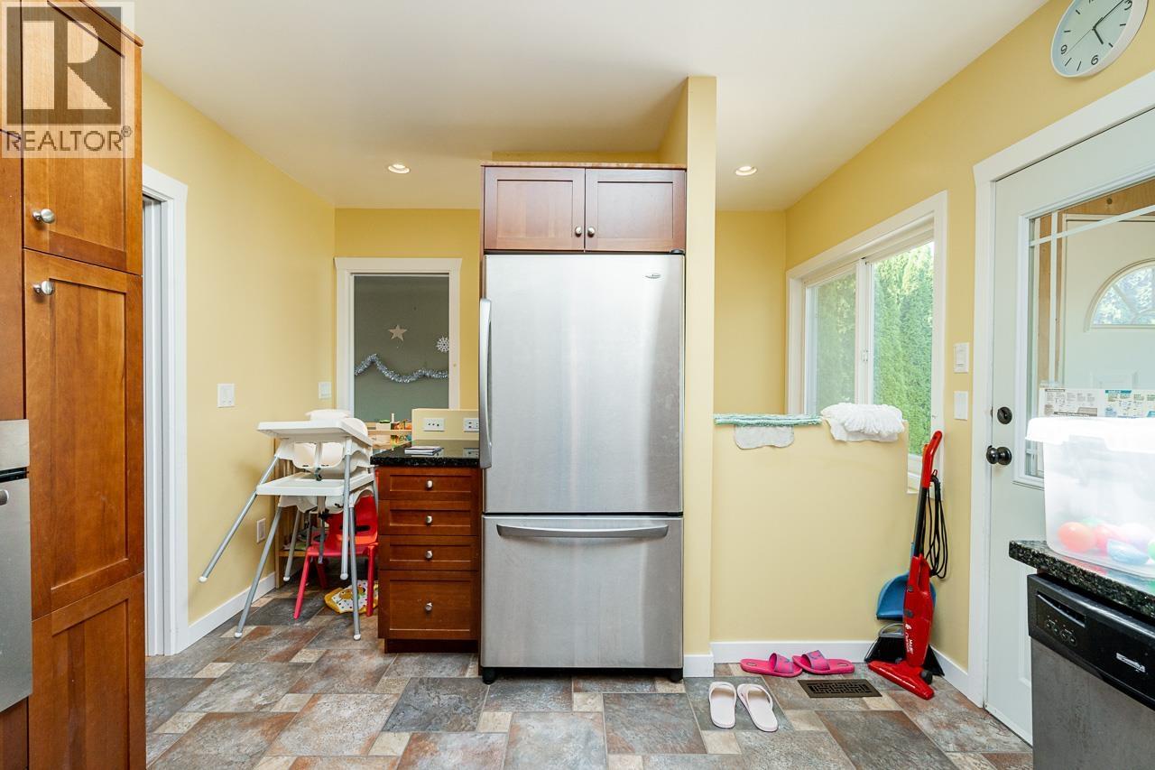 4871 Highlawn Drive, Burnaby, British Columbia  V5C 3T2 - Photo 13 - R3083443