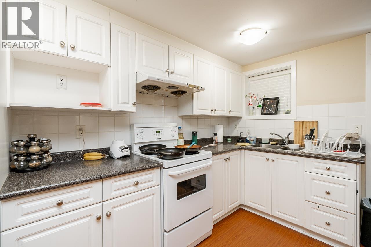 4871 Highlawn Drive, Burnaby, British Columbia  V5C 3T2 - Photo 23 - R3083443