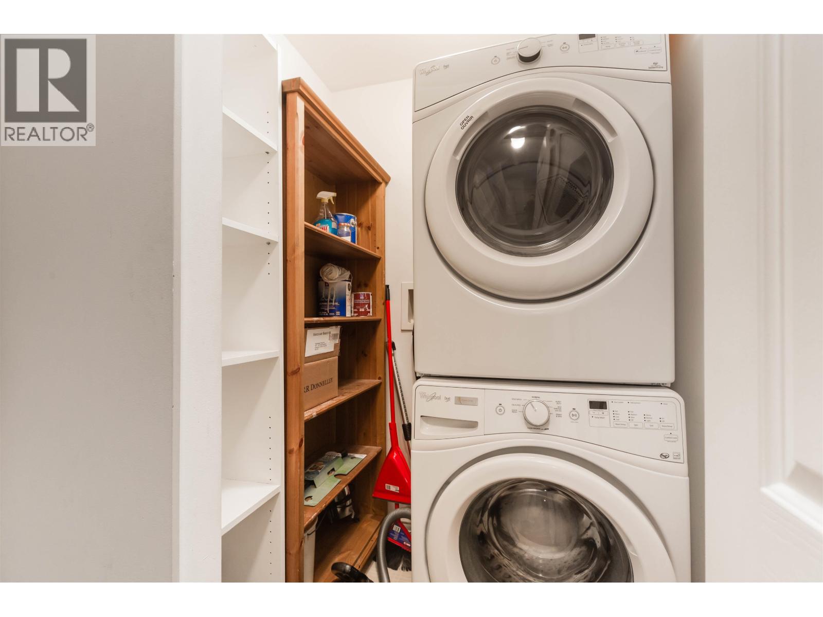 219 332 Lonsdale Avenue, North Vancouver, British Columbia  V7M 3M5 - Photo 16 - R3083455