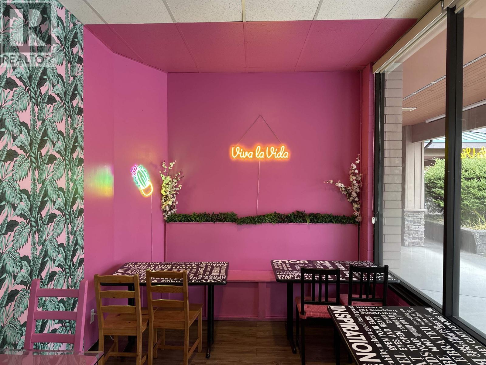 38209 Westway Avenue, Squamish, British Columbia  V8B 0Y5 - Photo 10 - C8075557