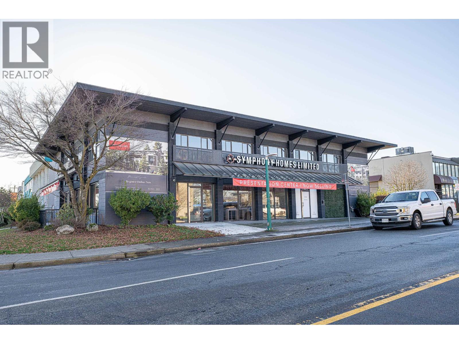 5648 Imperial Street, Burnaby, British Columbia  V5J 1E9 - Photo 2 - C8075288