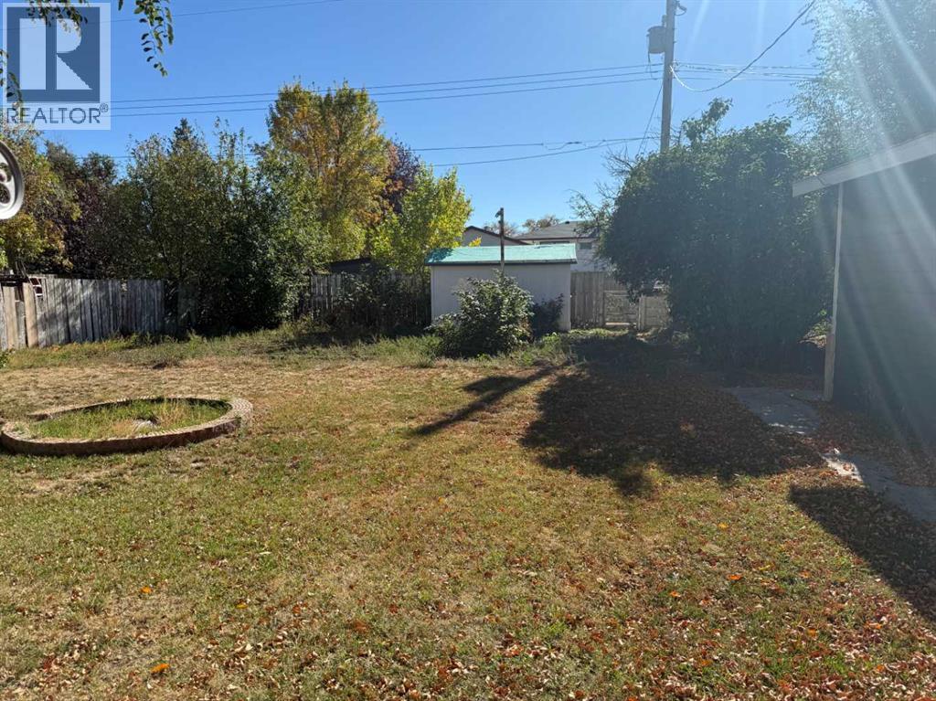 405 2 Avenue E, Bow Island, Alberta  T0K 0G0 - Photo 25 - A2263035