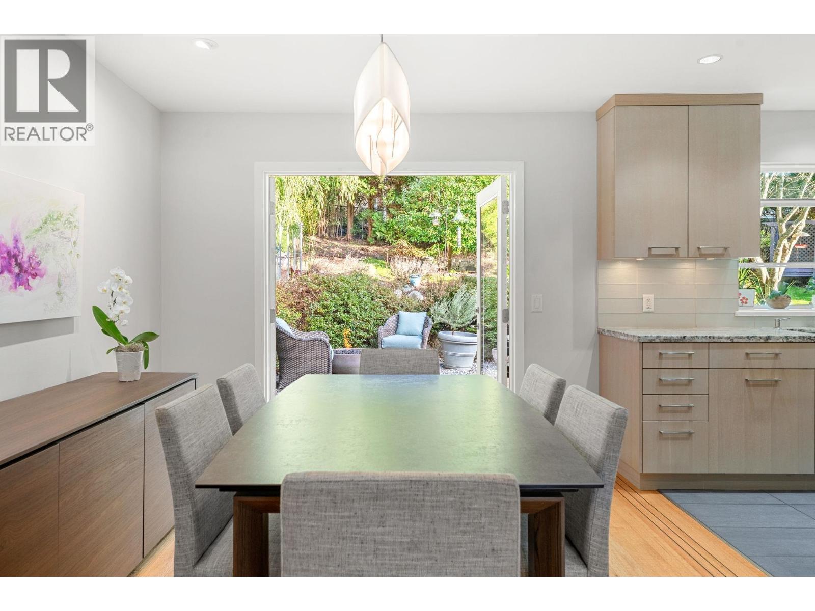 4966 Ranger Avenue, North Vancouver, British Columbia  V7R 3M4 - Photo 15 - R3083226