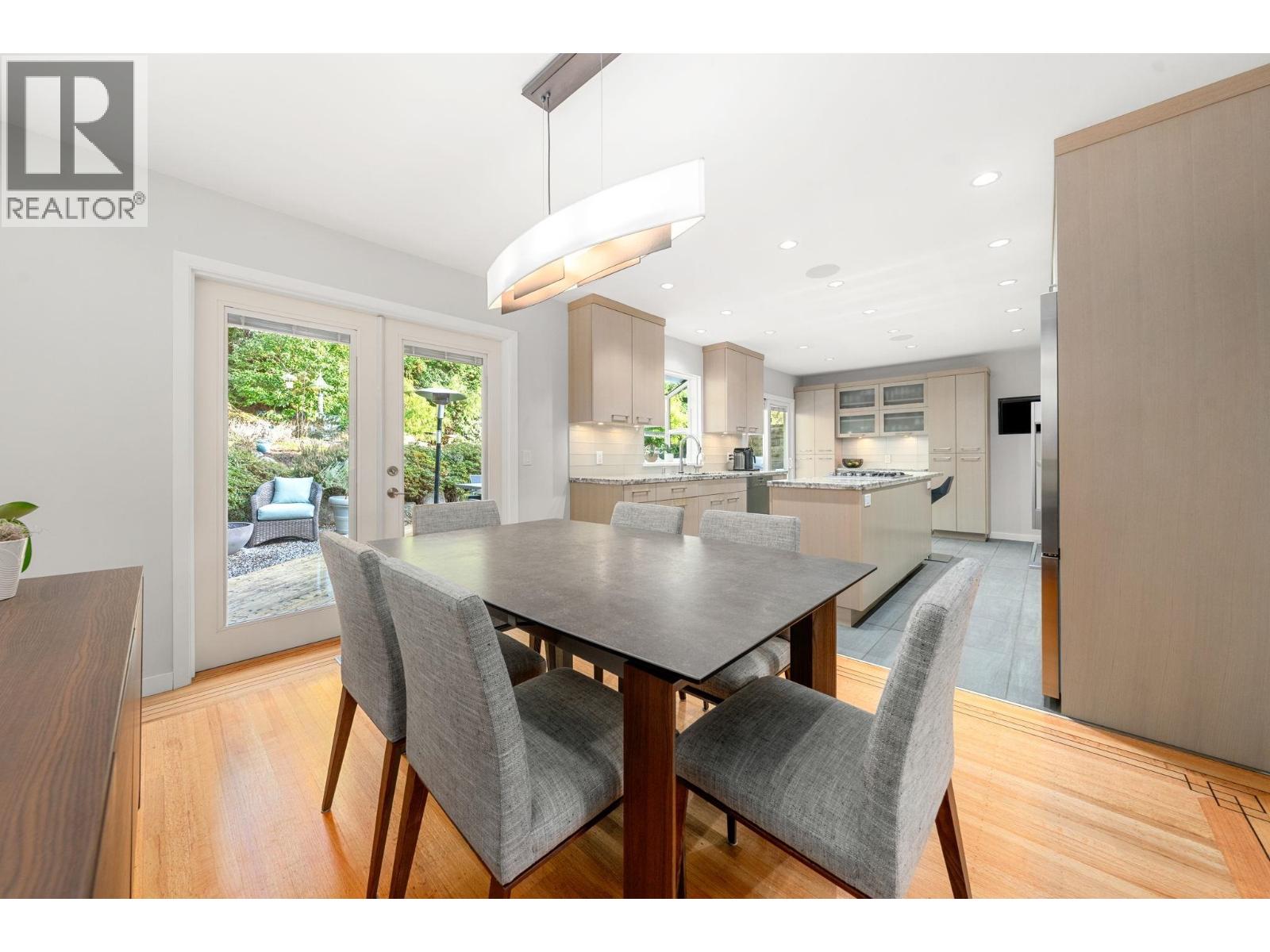 4966 Ranger Avenue, North Vancouver, British Columbia  V7R 3M4 - Photo 9 - R3083226