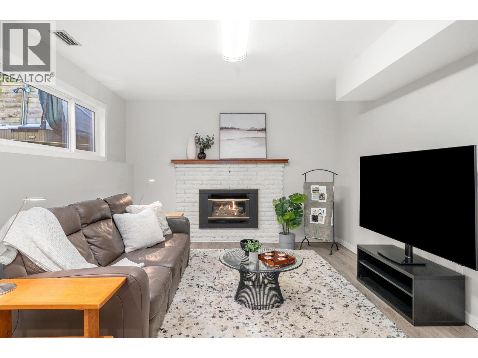 4966 Ranger Avenue, North Vancouver, British Columbia  V7R 3M4 - Photo 33 - R3083226