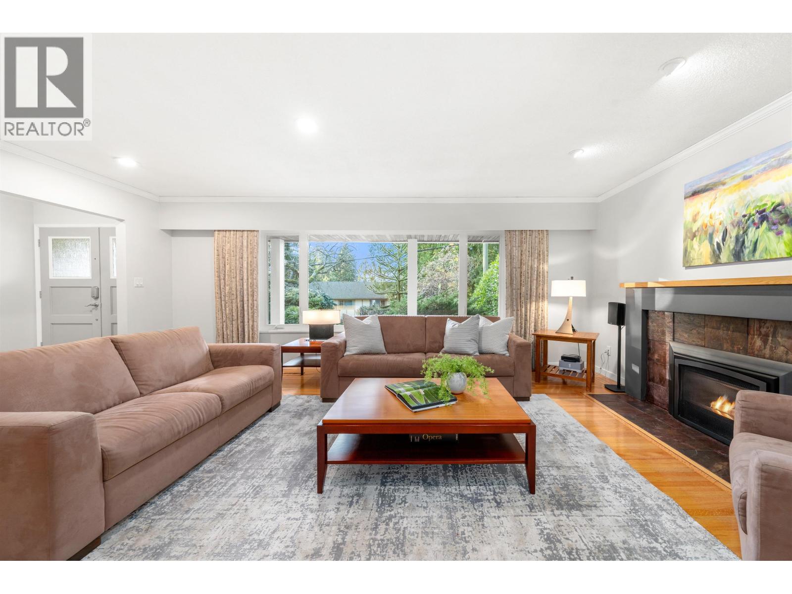 4966 Ranger Avenue, North Vancouver, British Columbia  V7R 3M4 - Photo 13 - R3083226