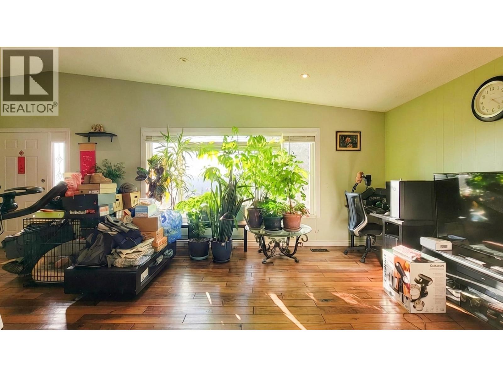 333 Louellen Street, New Westminster, British Columbia  V3M 4G6 - Photo 8 - R3083437