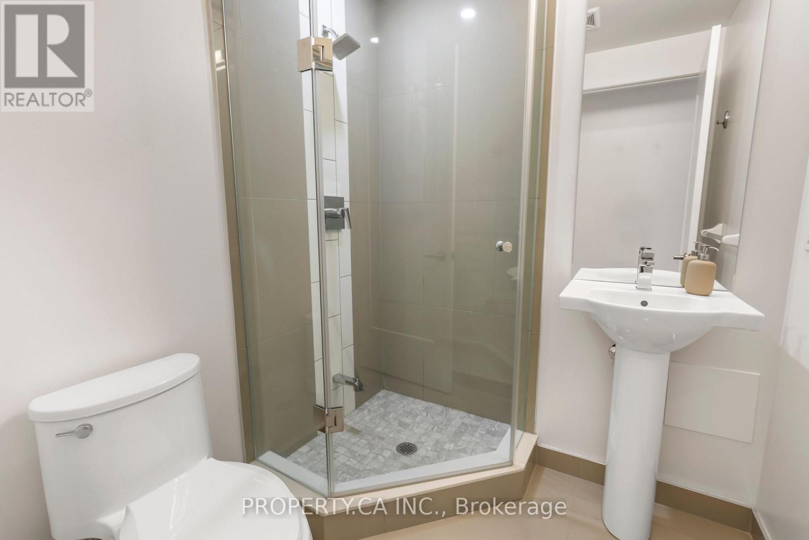 70 Princess Street, Toronto, Ontario  M5A 0X6 - Photo 19 - C12731170