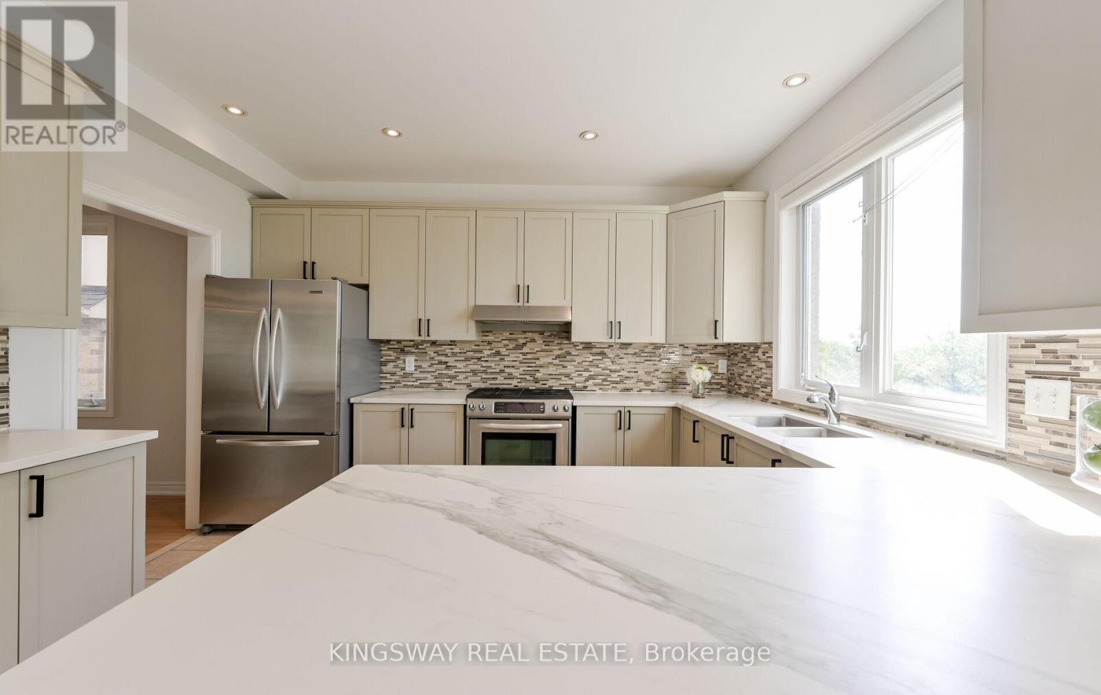 70 Silvervalley Drive, Caledon, Ontario  L7E 2Z1 - Photo 19 - W12729026