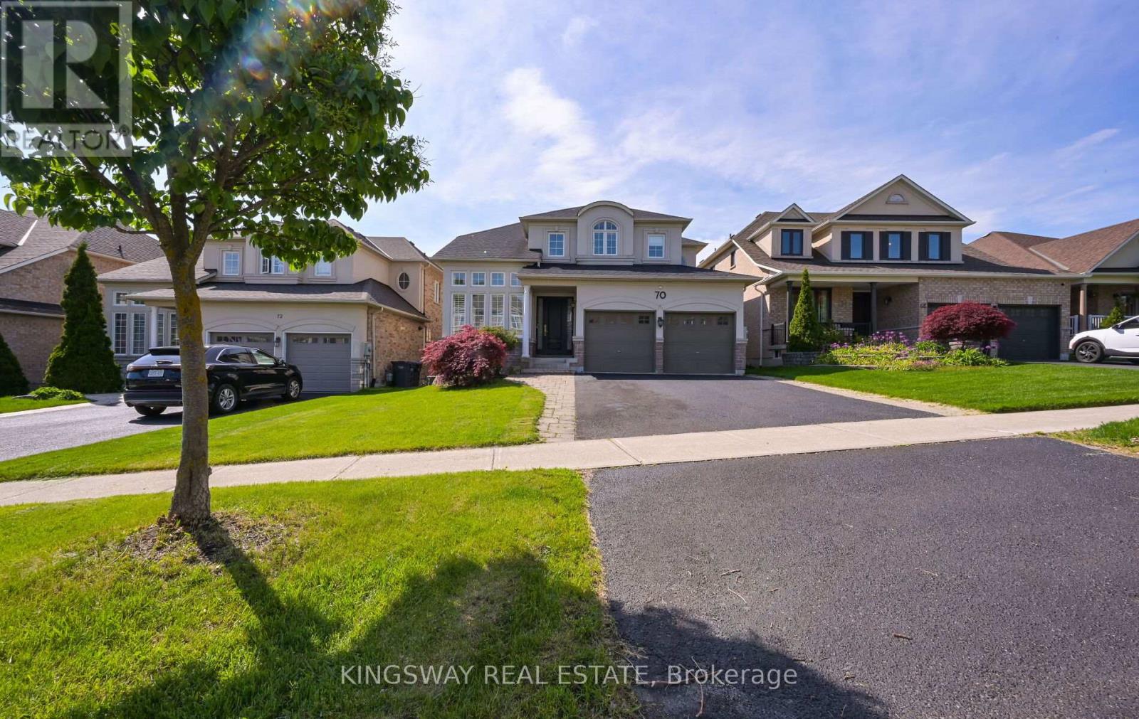 70 Silvervalley Drive, Caledon, Ontario  L7E 2Z1 - Photo 2 - W12729026