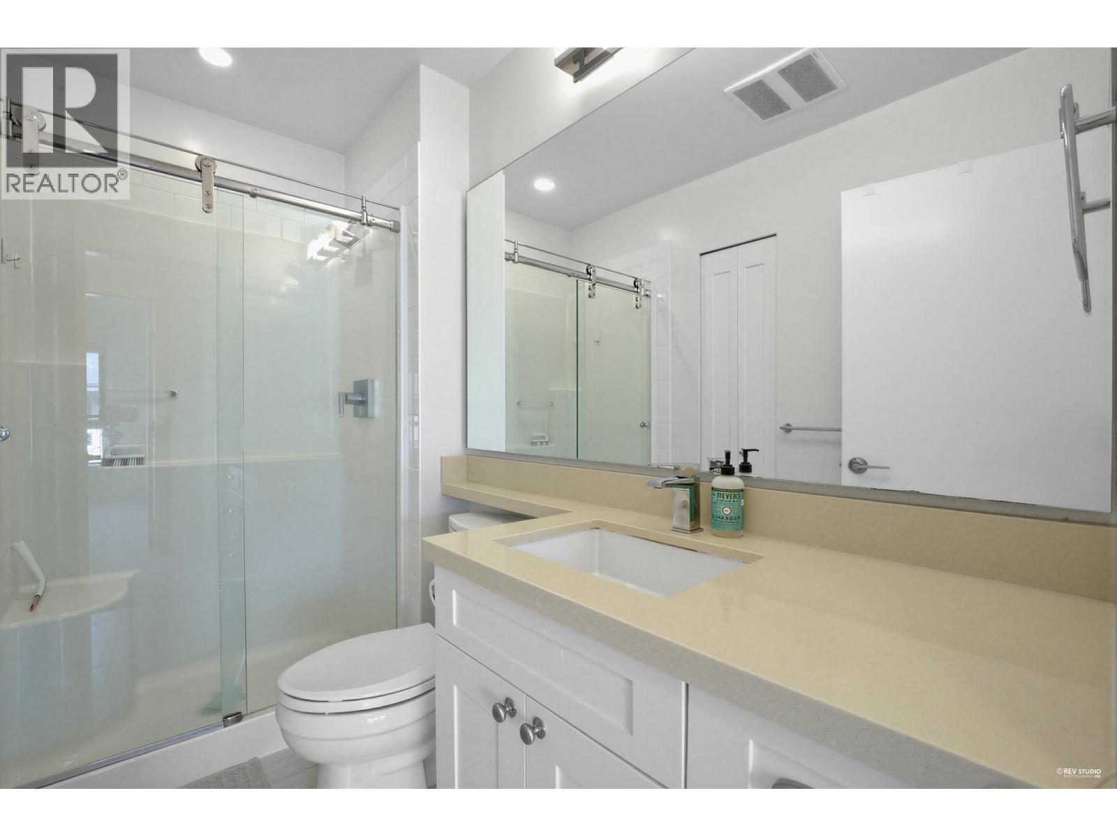 11 3231 Noel Drive, Burnaby, British Columbia  V3J 0H3 - Photo 16 - R3083005