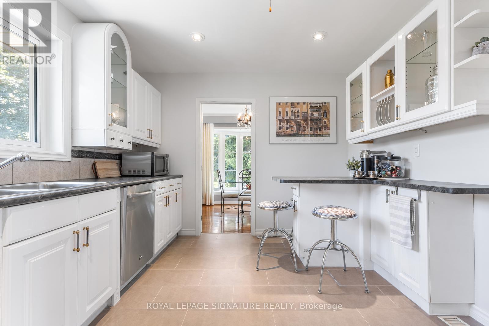 1469 Hillgrove Road, Mississauga, Ontario  L5J 3M2 - Photo 15 - W12731150