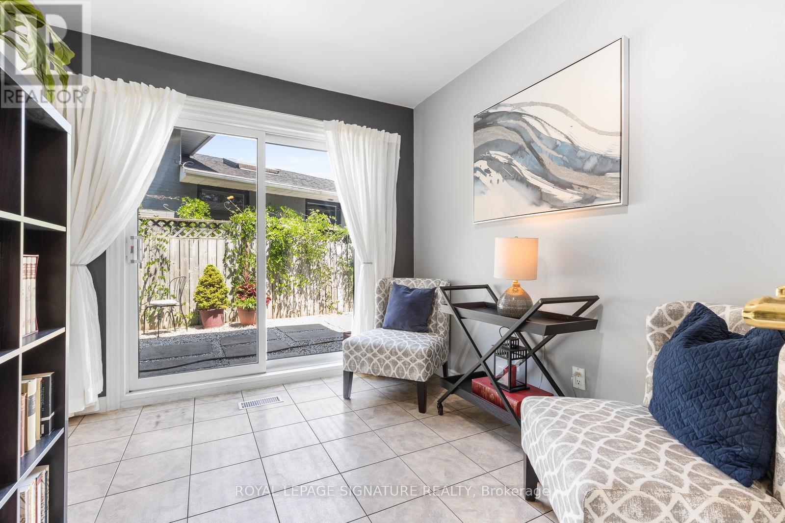 1469 Hillgrove Road, Mississauga, Ontario  L5J 3M2 - Photo 17 - W12731150