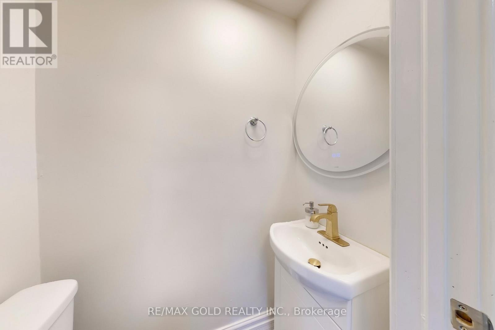 189 Kingsview Boulevard, Toronto, Ontario  M9R 1V7 - Photo 17 - W12731160