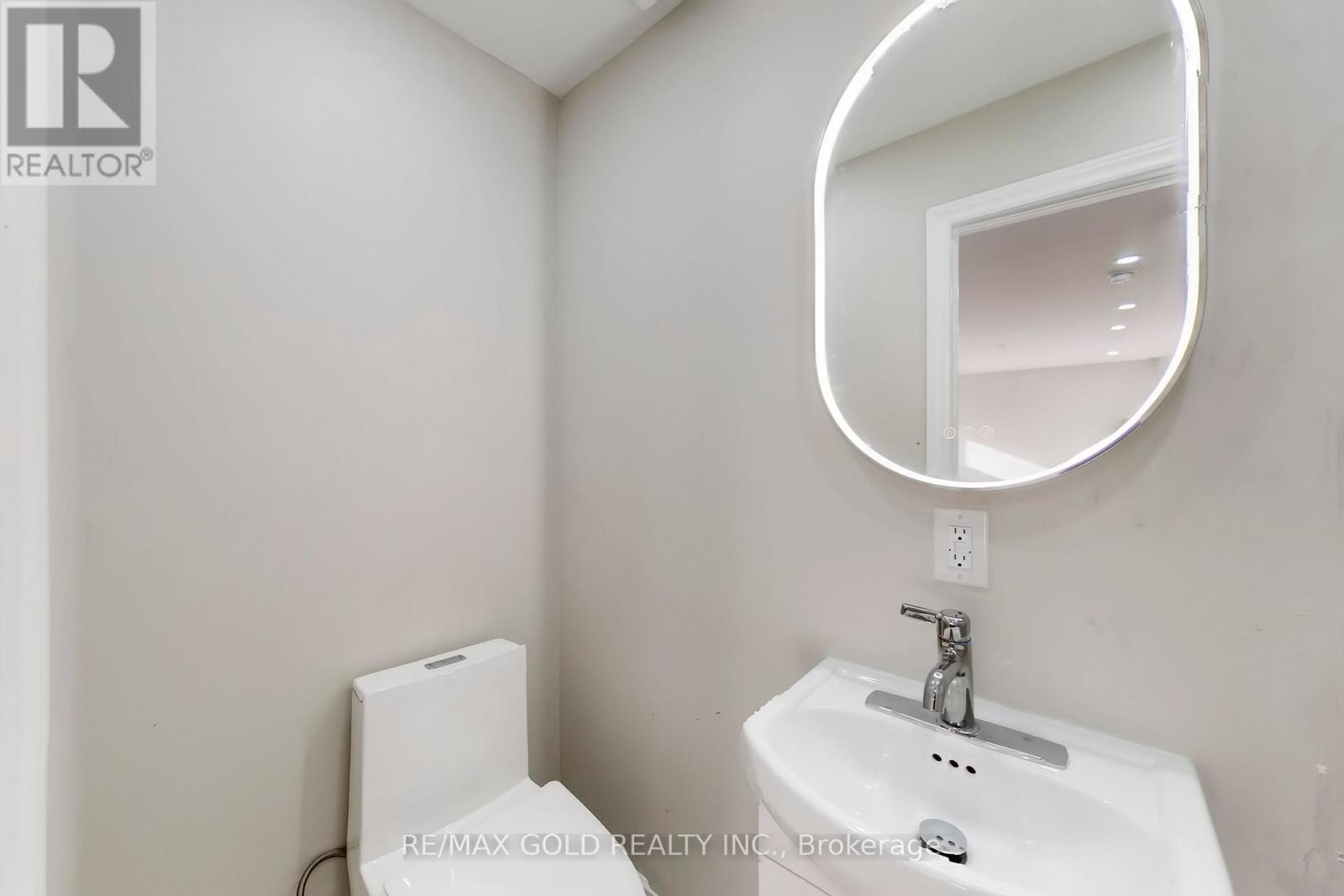 189 Kingsview Boulevard, Toronto, Ontario  M9R 1V7 - Photo 34 - W12731160