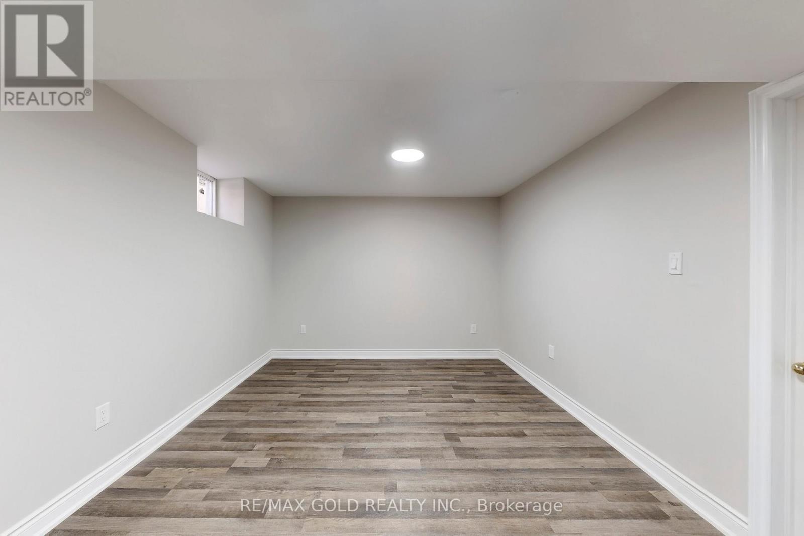 189 Kingsview Boulevard, Toronto, Ontario  M9R 1V7 - Photo 40 - W12731160