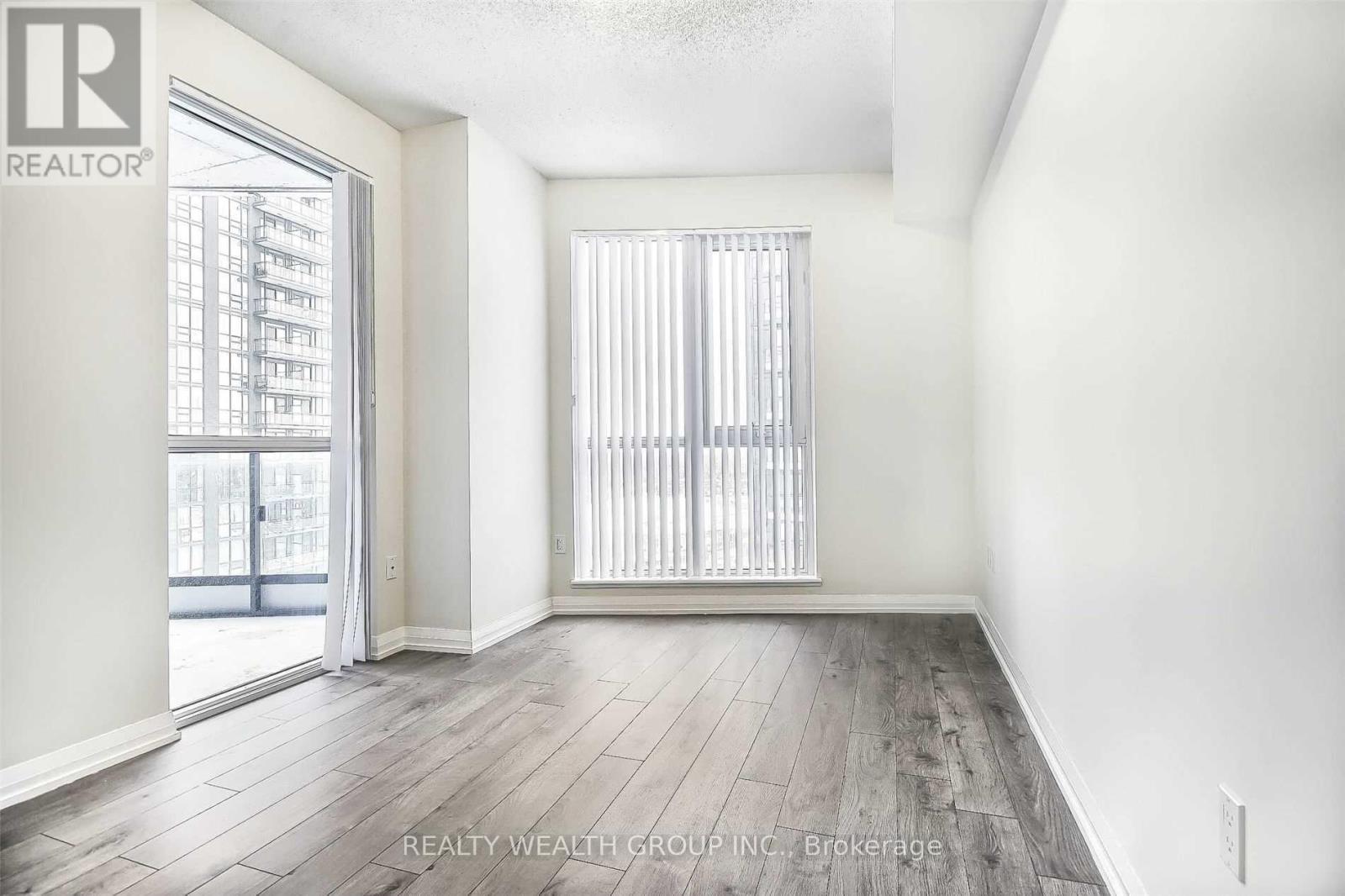 1114 - 35 Watergarden Drive, Mississauga, Ontario  L5R 1B2 - Photo 19 - W12731164