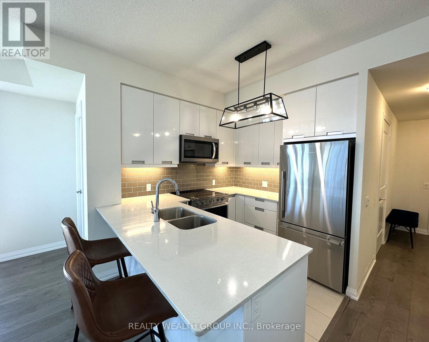 1114 - 35 Watergarden Drive, Mississauga, Ontario  L5R 1B2 - Photo 31 - W12731164