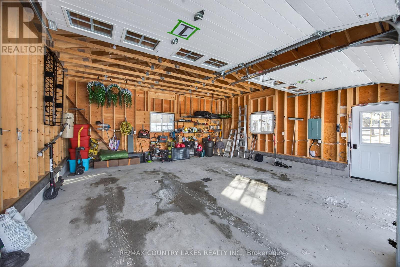 672 Simcoe Street, Brock, Ontario  L0K 1A0 - Photo 45 - N12730212