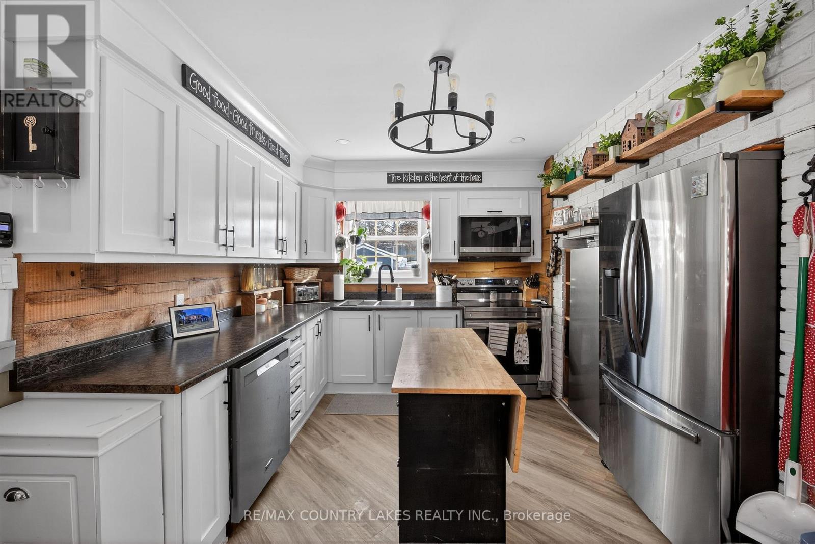 672 Simcoe Street, Brock, Ontario  L0K 1A0 - Photo 7 - N12730212